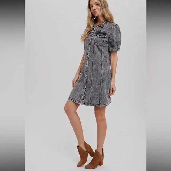 Women’s Washed Black Button-up Denim‎ Dress - Picture 5 of 6